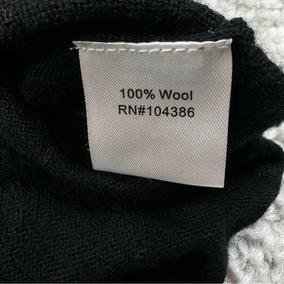 Garnet Hill 100% Wool Rhinestone Flower Striped Shirt. Black and Tan. Small - Picture 7 of 11